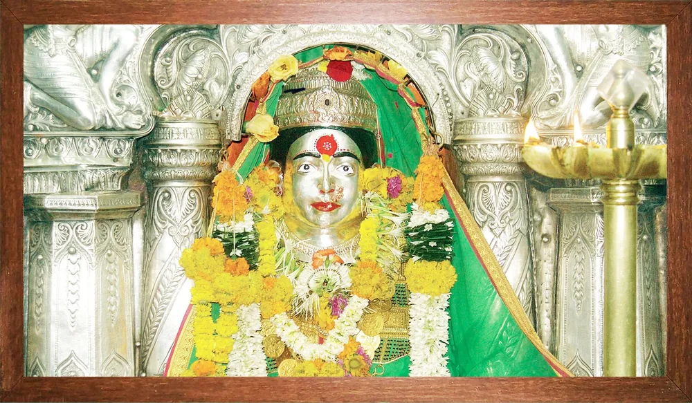 Ekveera Mata, lit